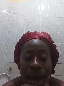 Snapshot of queenbabi chatting on 25, 5, 2026 queenbabi online show from 25, 5, 2026