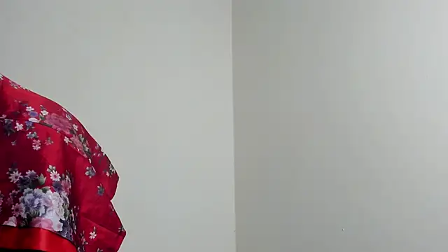 Snapshot of Real_Slim_Thick chatting on 18, 6, 2026 Real Slim Thick online show from 18, 6, 2026