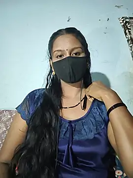Snapshot of madhushree143 chatting on 4, 7, 2026 madhushree143 online show from 4, 7, 2026