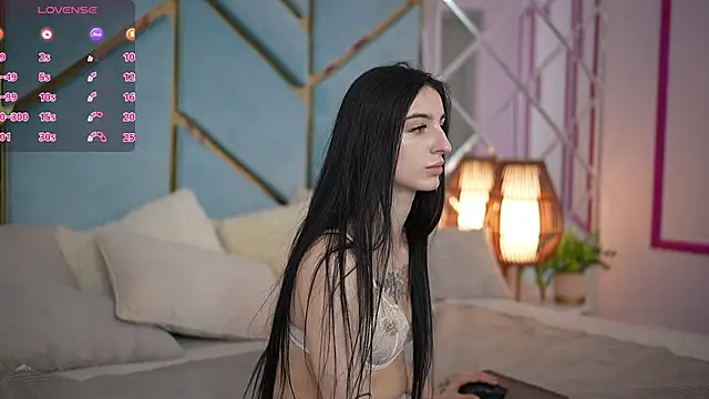 Snapshot of EmilyyMoon chatting on 29, 6, 2026 EmilyyMoon online show from 29, 6, 2026