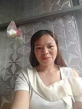 Snapshot of lya_sexyy chatting on 5, 6, 2026 lya sexyy online show from 5, 6, 2026