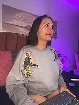 NoahJade online show from 30, 6, 2026