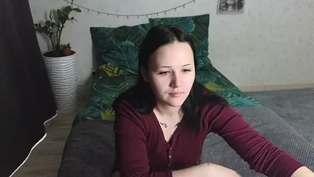 Snapshot of Tori_cute chatting on 16, 6, 2026 Tori cute online show from 16, 6, 2026