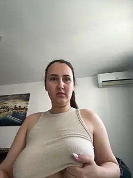 SweetTerrea online show from 25, 5, 2026