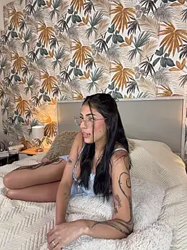 ChloeBellucci online show from 15, 6, 2026