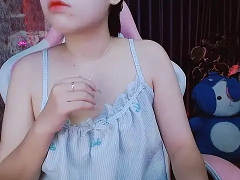 Julie Ulie online show from 14, 6, 2026