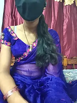 Snapshot of reshma124 chatting on 14, 7, 2026 reshma124 online show from 14, 7, 2026