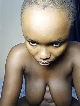 Snapshot of Sexymaurine chatting on 28, 5, 2026 Sexymaurine online show from 28, 5, 2026