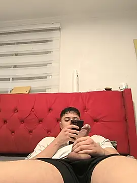 Snapshot of BodyGym18 chatting on 19, 5, 2026 BodyGym18 online show from 19, 5, 2026