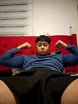 Snapshot of BodyGym18 chatting on 1, 8, 2026 BodyGym18 online show from 1, 8, 2026
