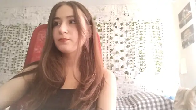 Snapshot of Pollykiss chatting on 3, 7, 2026 Pollykiss online show from 3, 7, 2026