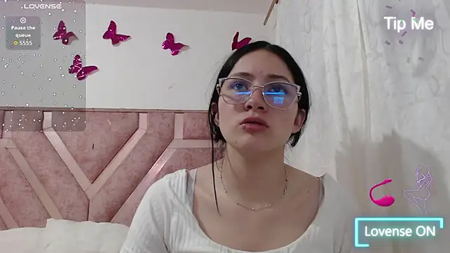 Angel-Hott  online show from 11, 6, 2026