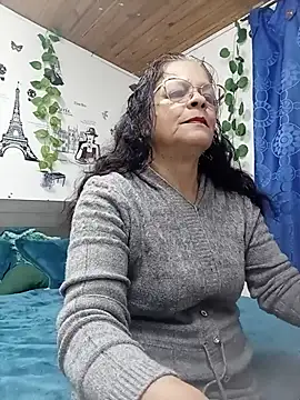 katrinna  online show from 7, 6, 2026