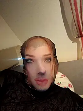 Cybergeil33 online show from 14, 4, 2026