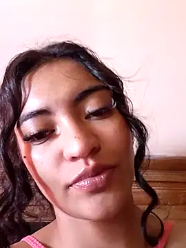 Snapshot of Perla-stone1 chatting on 21, 6, 2026 Perla-stone1 online show from 21, 6, 2026