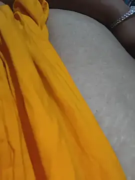 Snapshot of geetha431 chatting on 23, 6, 2026 geetha431 online show from 23, 6, 2026