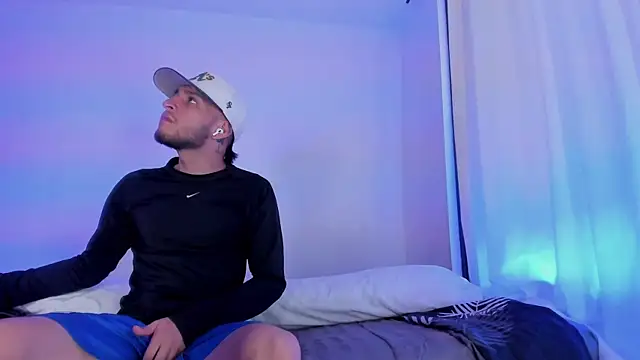 Snapshot of _Kevin_xxx chatting on 13, 11, 2025 Kevin xxx online show from 13, 11, 2025