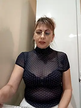 Snapshot of Kitty-MEOWW chatting on 4, 6, 2026 Kitty-MEOWW online show from 4, 6, 2026