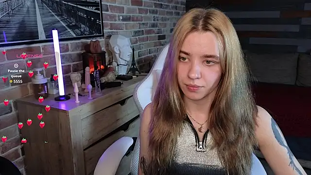 Snapshot of eva_swetty chatting on 11, 6, 2026 eva swetty online show from 11, 6, 2026