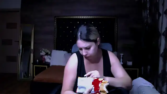 MiraHaze online show from 5, 10, 2025