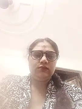 Snapshot of yourchahat27 chatting on 27, 5, 2026 yourchahat27 online show from 27, 5, 2026