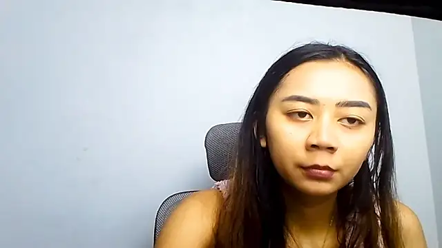 Snapshot of KristieOrtmann chatting on 2, 6, 2026 KristieOrtmann online show from 2, 6, 2026