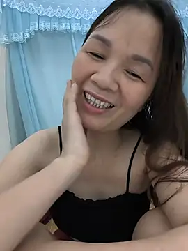 Snapshot of Lye_lovely chatting on 6, 7, 2026 Lye lovely online show from 6, 7, 2026