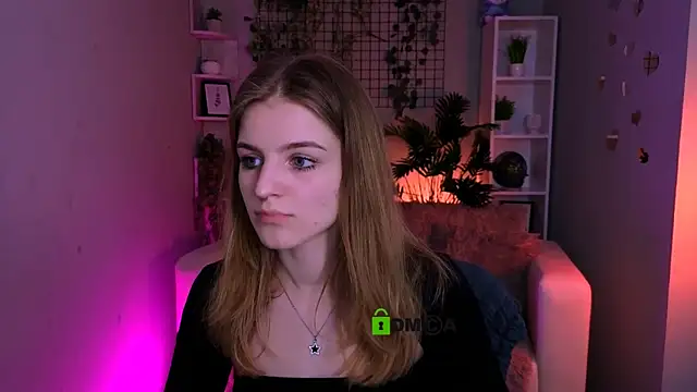 Snapshot of prettyamyyy chatting on 18, 6, 2026 prettyamyyy online show from 18, 6, 2026