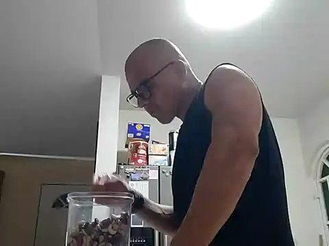 Gaceru01006 online show from 14, 6, 2026