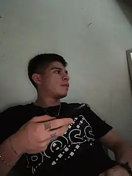 Snapshot of Oliver_LA chatting on 19, 7, 2026 Oliver LA online show from 19, 7, 2026