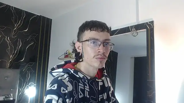 Snapshot of Ryan_Owenss chatting on 3, 7, 2026 Ryan Owenss online show from 3, 7, 2026
