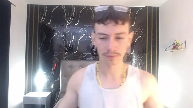 Snapshot of Ryan_Owenss chatting on 4, 7, 2026 Ryan Owenss online show from 4, 7, 2026