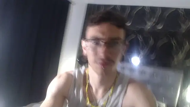 Snapshot of Ryan_Owenss chatting on 5, 7, 2026 Ryan Owenss online show from 5, 7, 2026