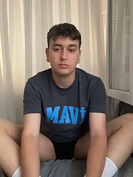 imjustaboyy1 online show from 16, 6, 2026