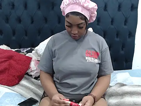 Snapshot of Dope_Chick chatting on 4, 6, 2026 Dope Chick online show from 4, 6, 2026