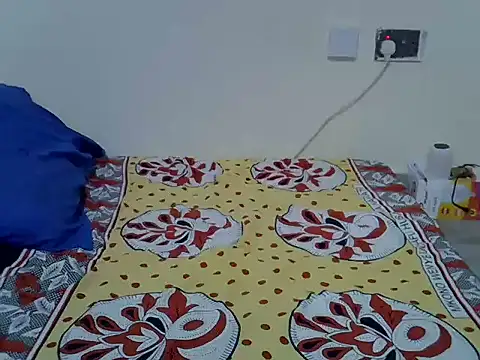 Snapshot of creamypetite chatting on 1, 7, 2026 creamypetite online show from 1, 7, 2026