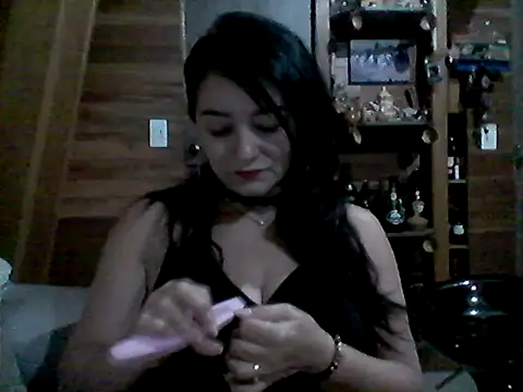 Anlly garcia002 online show from 27, 6, 2026