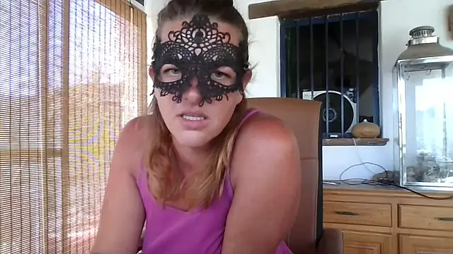 Sexy Nicolette Dutch online show from 22, 5, 2026