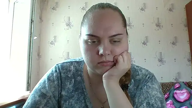 Snapshot of SoftHypnose chatting on 9, 6, 2026 SoftHypnose online show from 9, 6, 2026