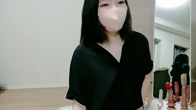Snapshot of ririmuchan_v chatting on 26, 6, 2026 ririmuchan v online show from 26, 6, 2026