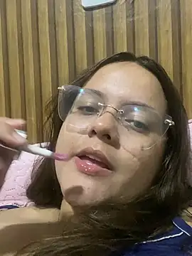 Laryssinha 69 online show from 30, 6, 2026