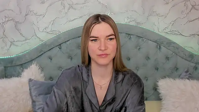 RoxyReignn online show from 6, 6, 2026