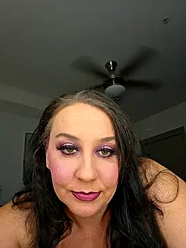 Snapshot of CreamVixen chatting on 9, 7, 2026 CreamVixen online show from 9, 7, 2026