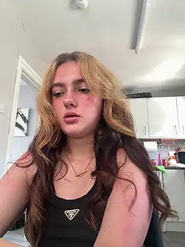 naughtygirl6989 online show from 26, 5, 2026