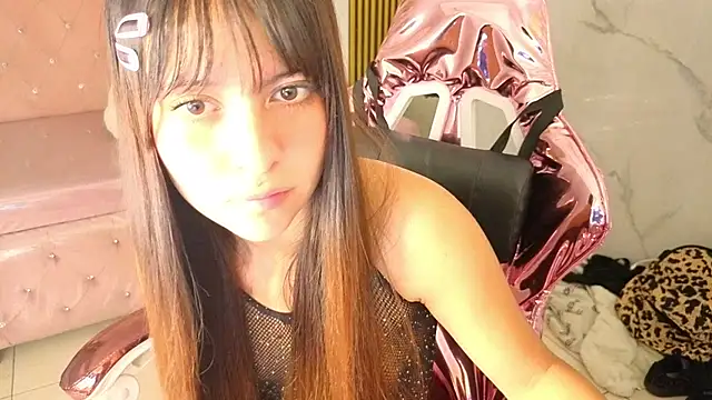 isabeau s online show from 23, 6, 2026