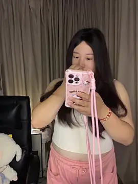 Snapshot of Luckysisi-s chatting on 26, 5, 2026 Luckysisi-s online show from 26, 5, 2026