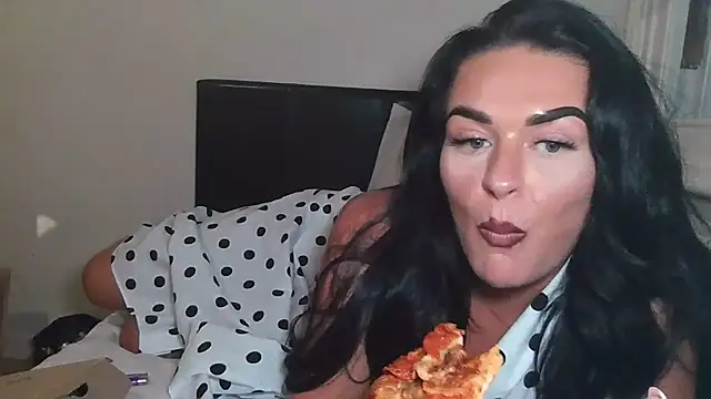 Isabellaaxx online show from 15, 7, 2026