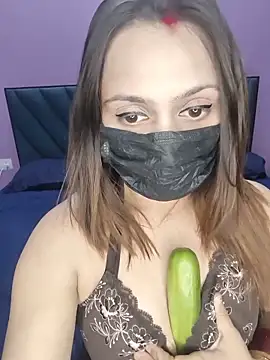 Dezler Queen online show from 24, 5, 2026