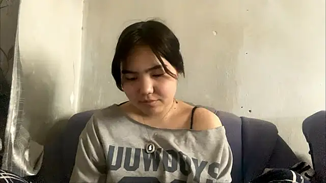 Snapshot of Molly_Teddy chatting on 30, 5, 2026 Molly Teddy online show from 30, 5, 2026