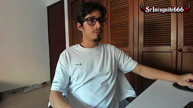 Snapshot of SrIncognito666 chatting on 3, 7, 2026 SrIncognito666 online show from 3, 7, 2026